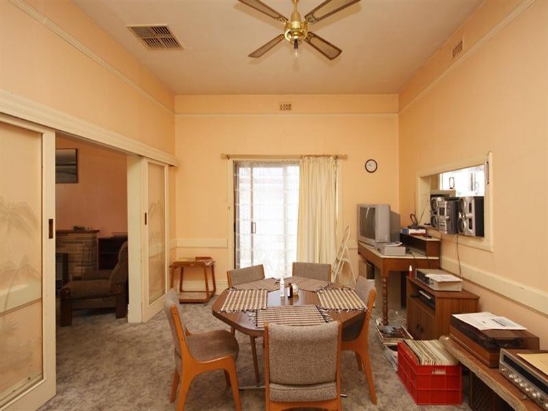 101 Port Road, Queenstown SA 5014