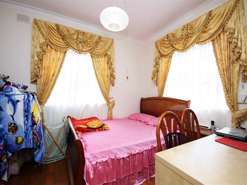 9 Sixth Avenue, Woodville Gardens SA 5012