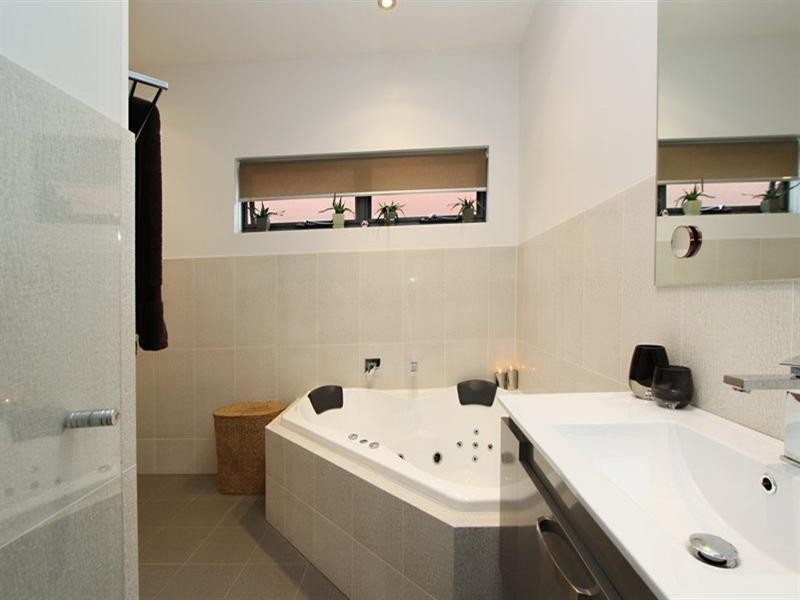 2 Mundulla Street, Kilkenny SA 5009