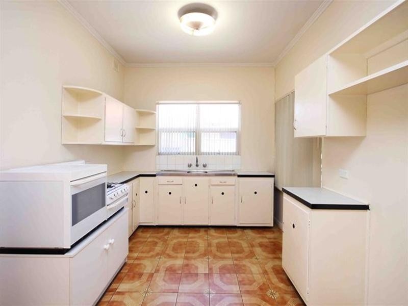 61 Kingborn Avenue, Seaton SA 5023