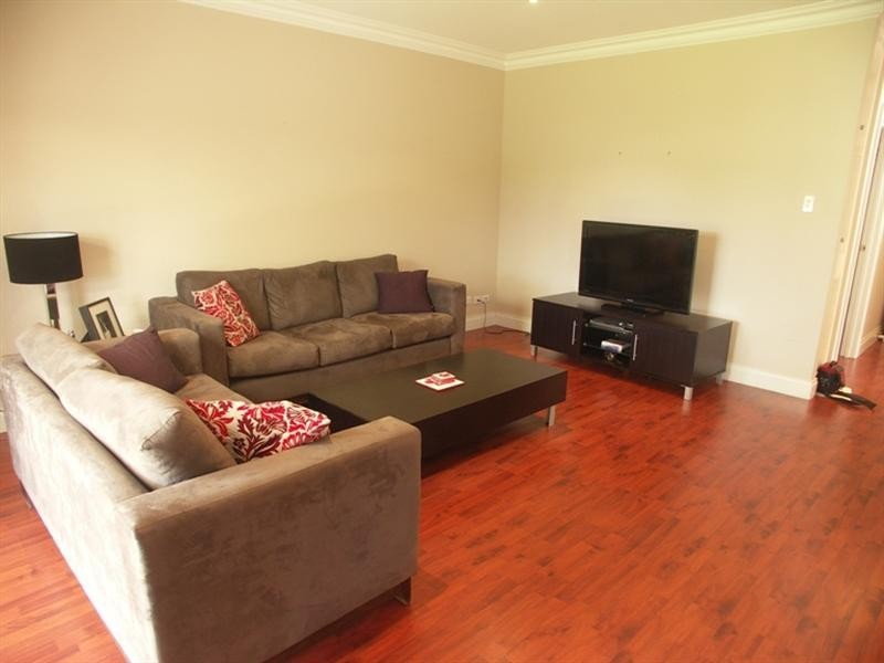 8a Winser Avenue, Seaton SA 5023