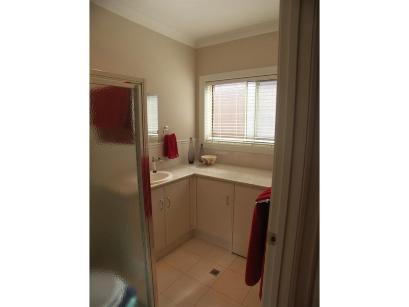 8a Winser Avenue, Seaton SA 5023