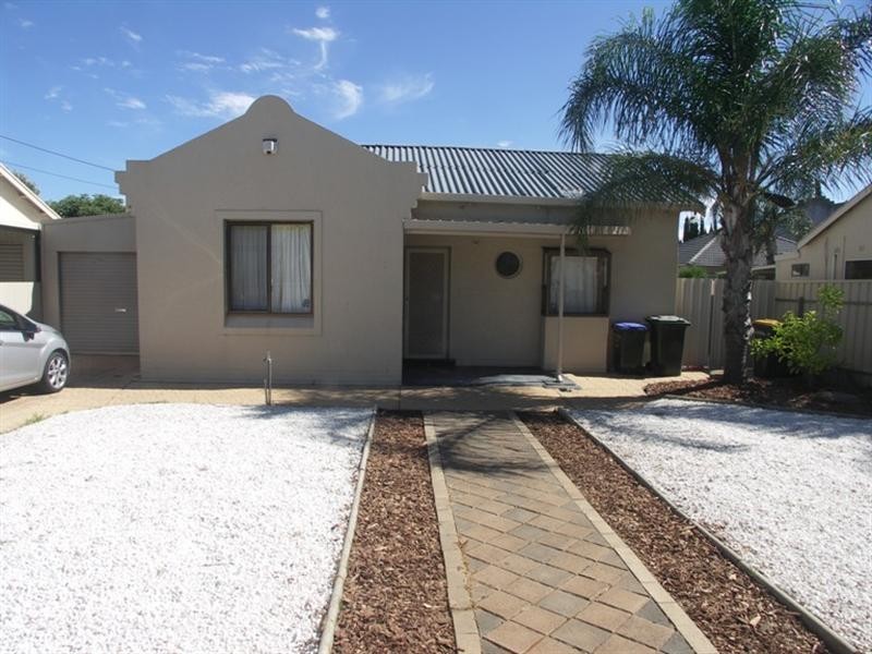 4 Bardia Street, Findon SA 5023