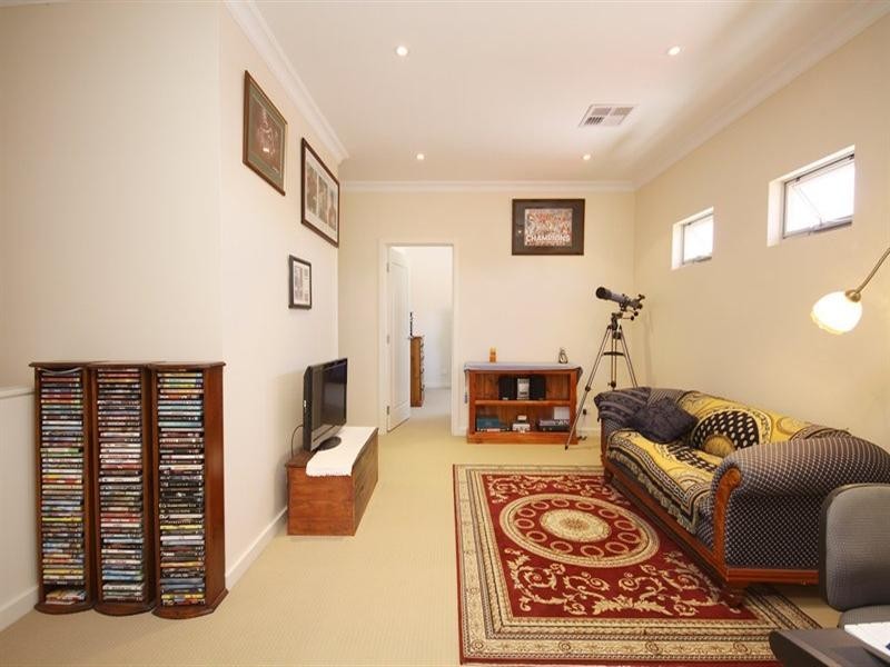 11 Neston Avenue, North Plympton SA 5037