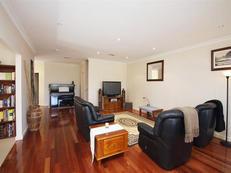 11 Neston Avenue, North Plympton SA 5037