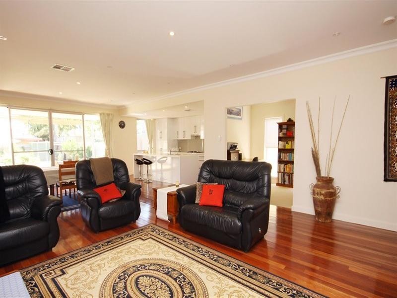 11 Neston Avenue, North Plympton SA 5037