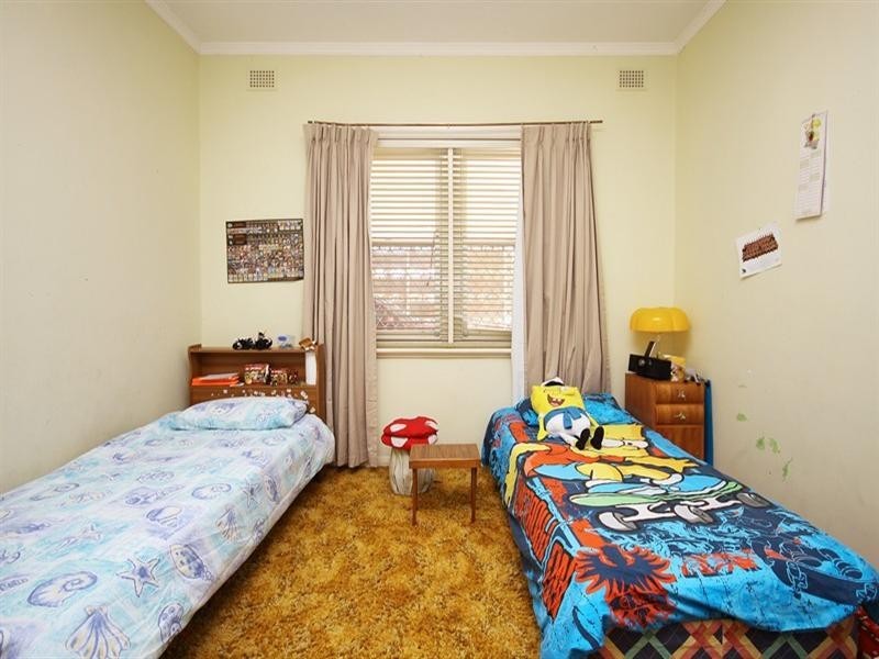 98 Beach Street, Grange SA 5022