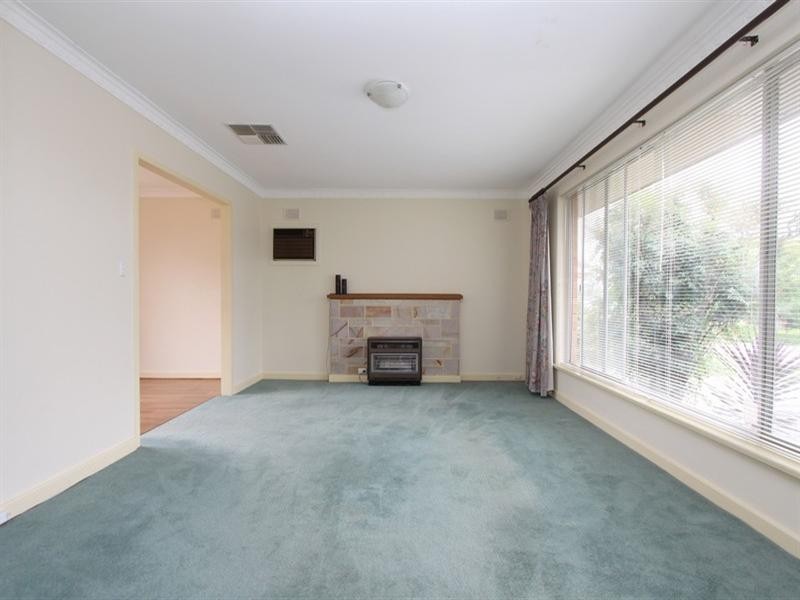 17 Elizabeth Street, Reynella SA 5161