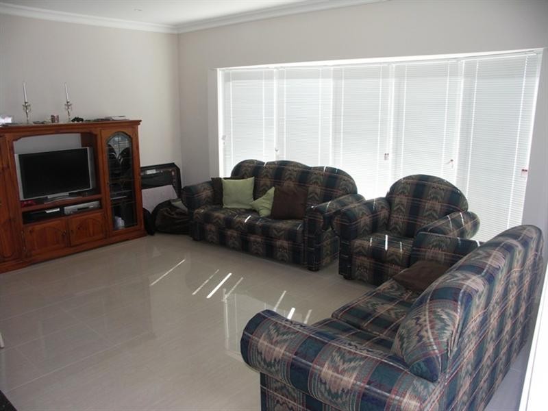 35b Fortrose Avenue, Seaton SA 5023