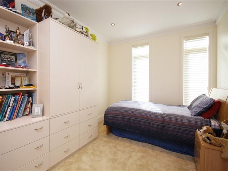 4 Bucknall Close, Tennyson SA 5022