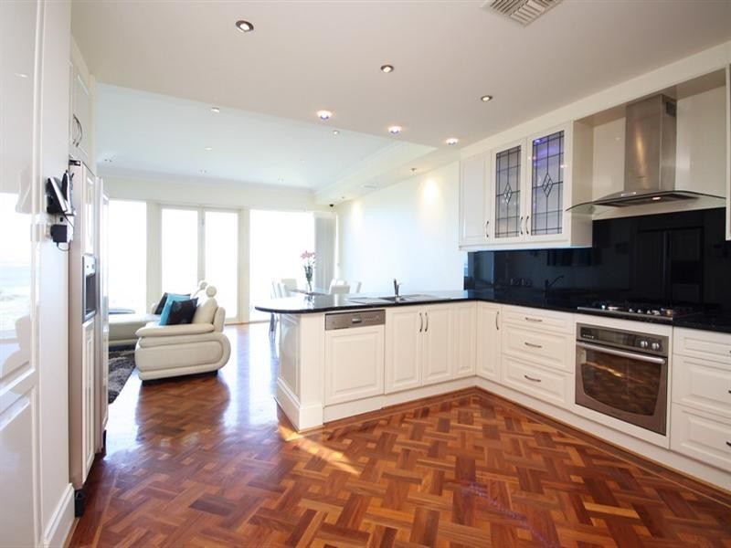 4 Bucknall Close, Tennyson SA 5022