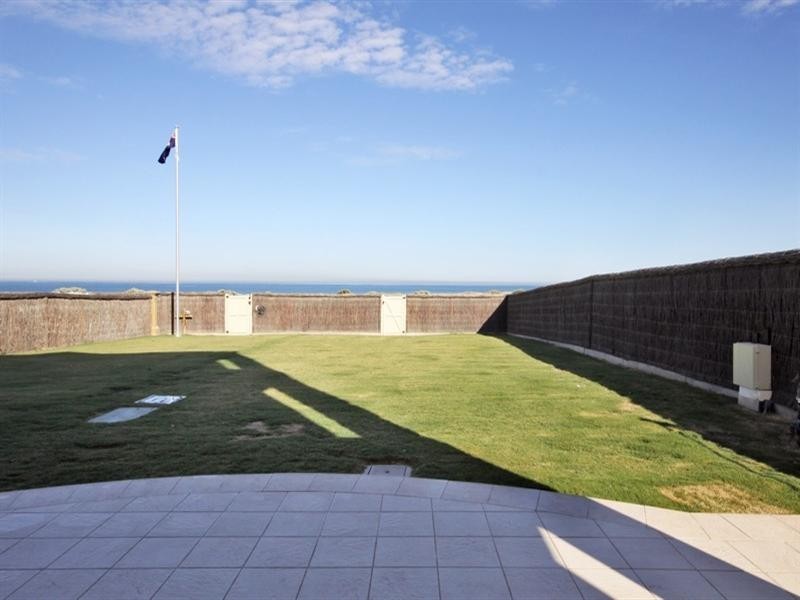 4 Bucknall Close, Tennyson SA 5022