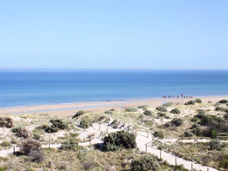 4 Bucknall Close, Tennyson SA 5022