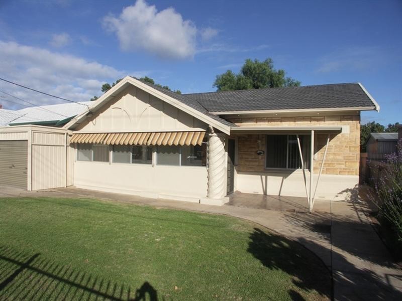 14 Lewis Street, Brooklyn Park SA 5032