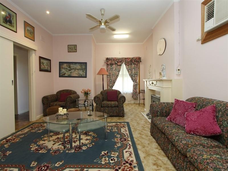 40 Holden Avenue, Woodville West SA 5011