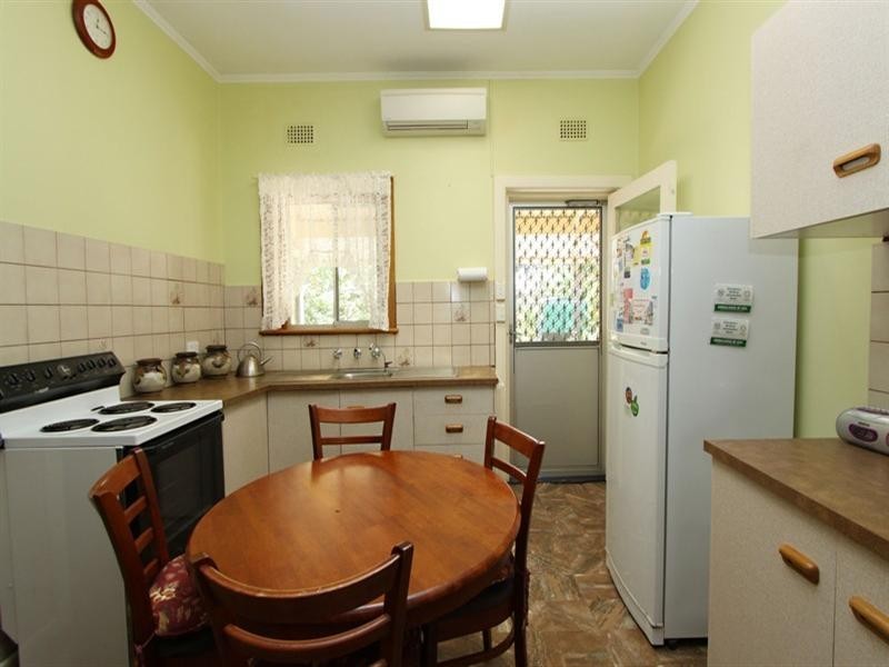 40 Holden Avenue, Woodville West SA 5011