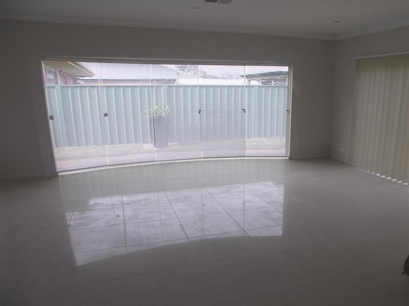 35b Fortrose Avenue, Seaton SA 5023
