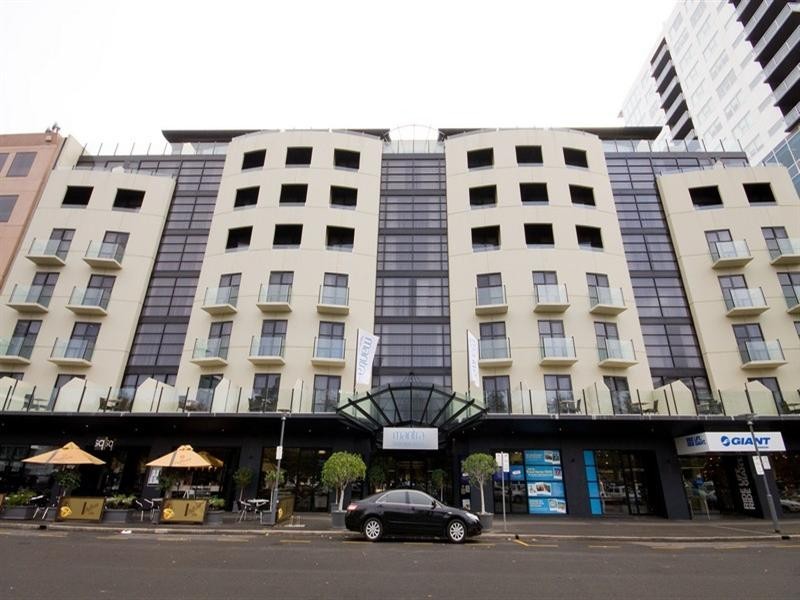 Rm 216 Mantra Hindmarsh Square, Adelaide SA 5000