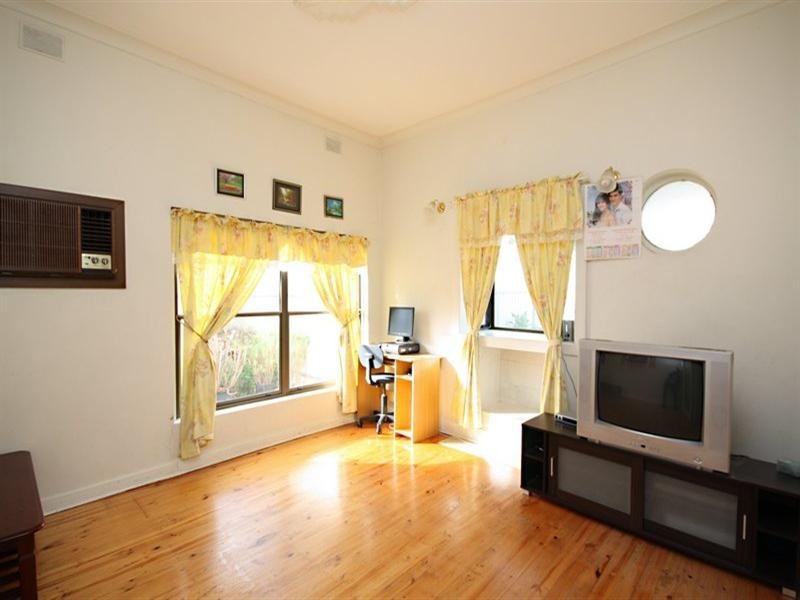 4 Bardia Avenue, Findon SA 5023