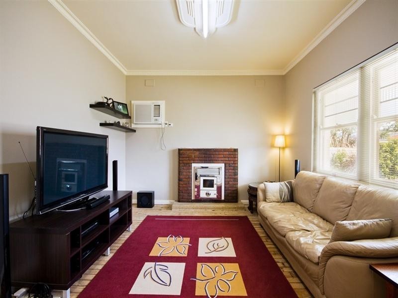 18 Carlyle Avenue, West Croydon SA 5008