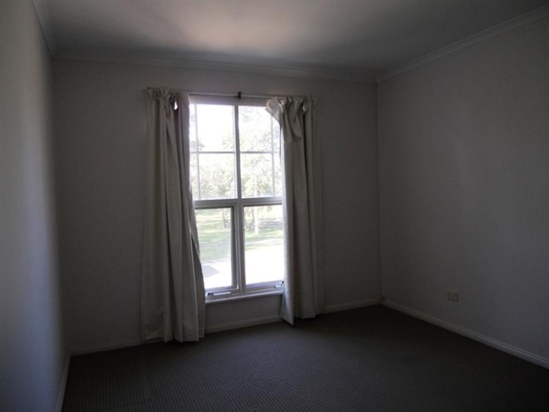 36 Kew Drive, Oakden SA 5086