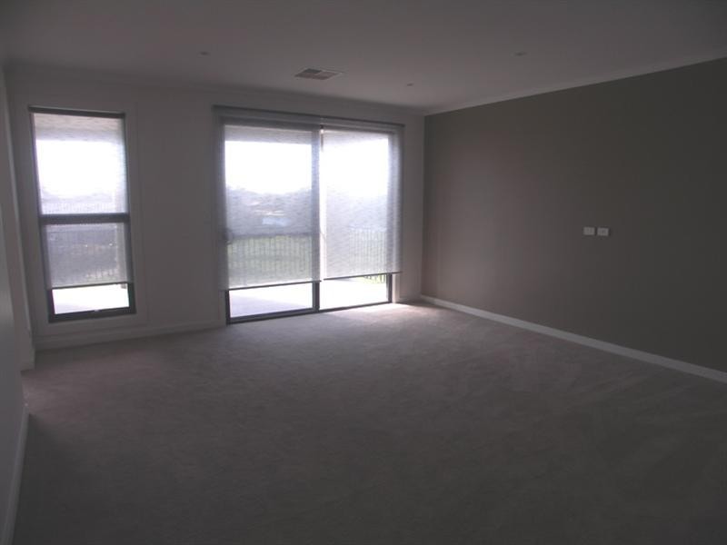 20 Heysen Crescent, West Lakes Shore SA 5020