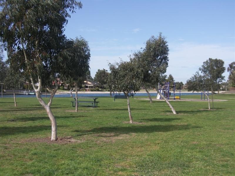 20 Heysen Crescent, West Lakes Shore SA 5020