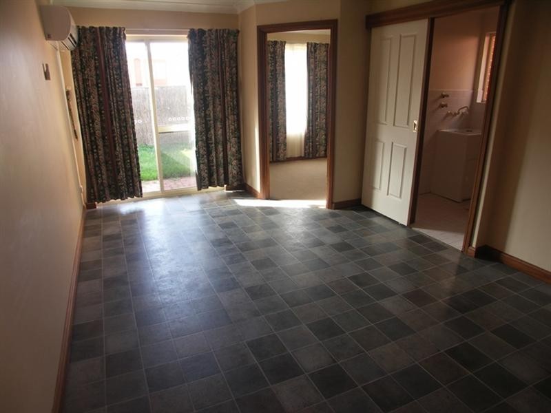 2/31 FERGUSSON Avenue, Kidman Park SA 5025