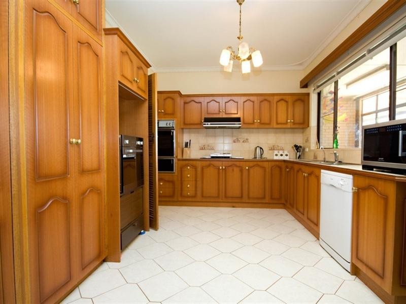 12 Kent Avenue, Fulham Gardens SA 5024