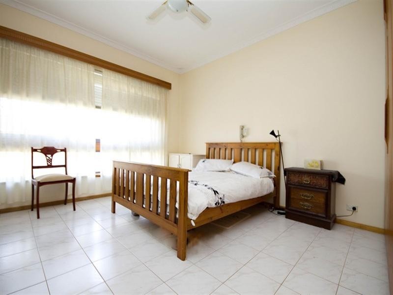 12 Kent Avenue, Fulham Gardens SA 5024