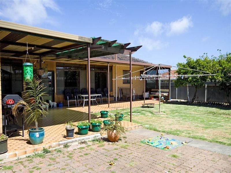 12 Kent Avenue, Fulham Gardens SA 5024