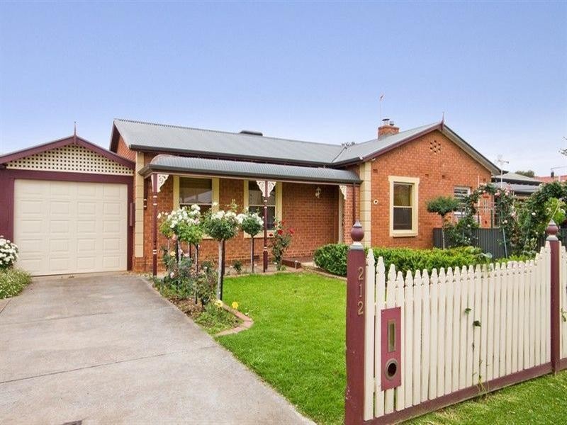 212 Tapleys Hill Road, Seaton SA 5023