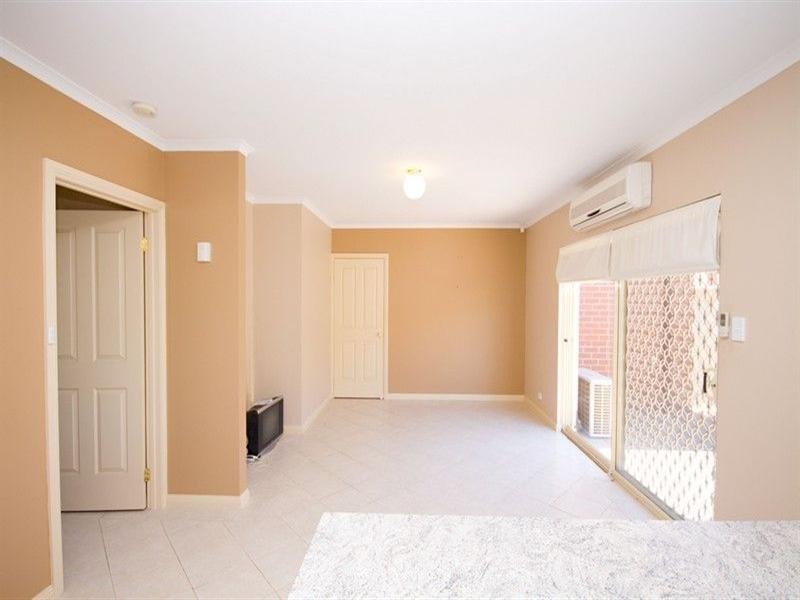 8 View Avenue, Seaton SA 5023