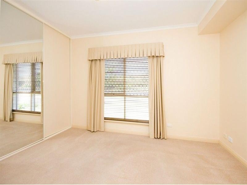 8 View Avenue, Seaton SA 5023