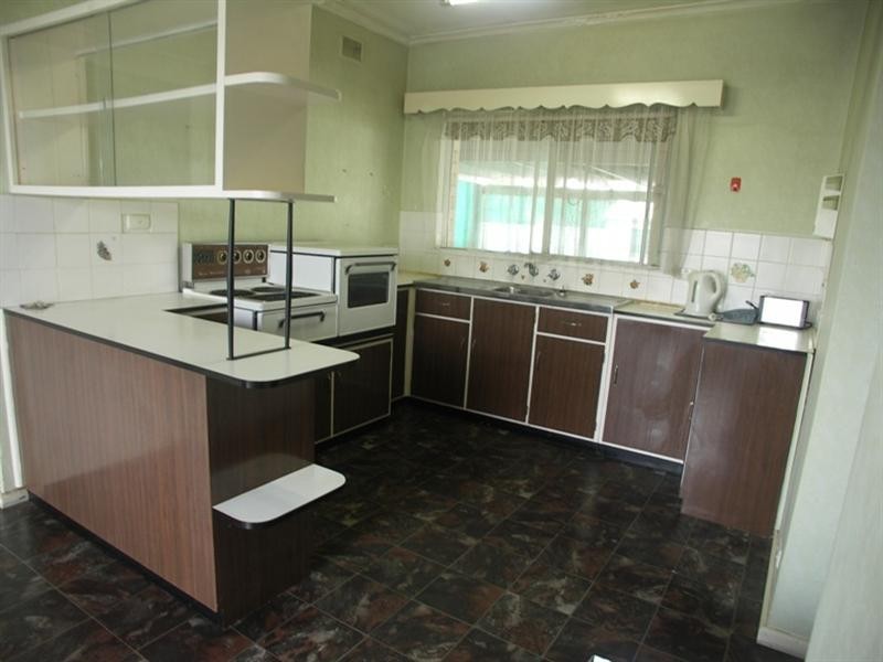 30 Cooke Street, Findon SA 5023