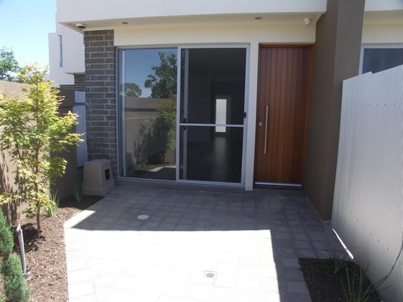 10 Cappers Drive, Brompton SA 5007