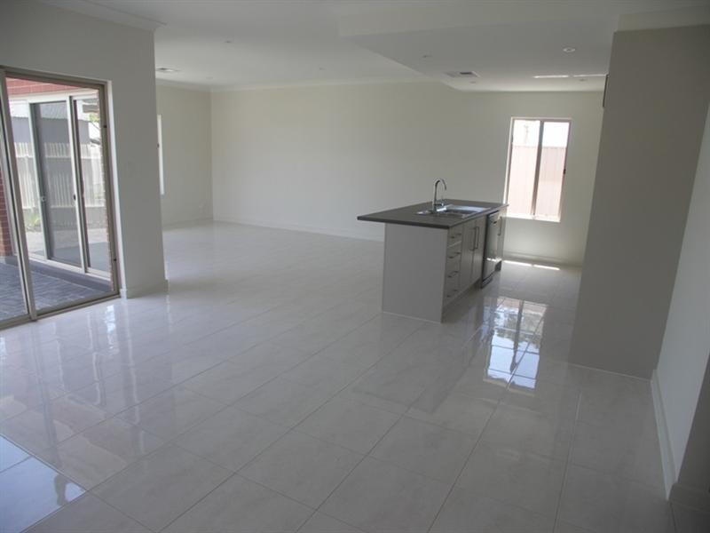 4a Heron Place, Seaton SA 5023