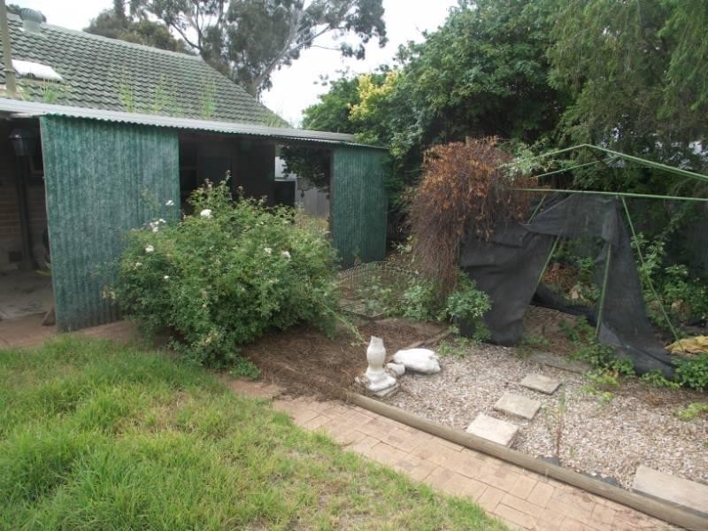 29 Winklebury Road, Elizabeth Vale SA 5112