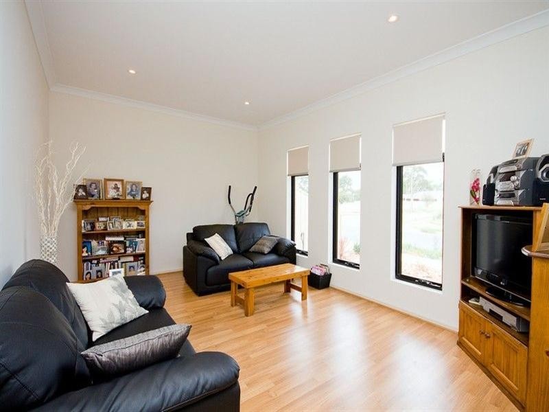 27 Sydney Avenue, Kidman Park SA 5025