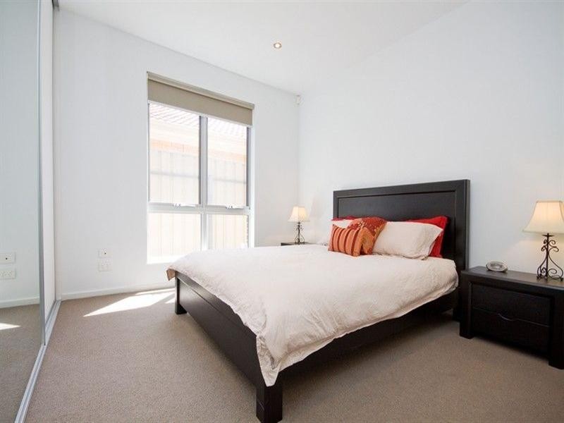 4b Burford Road, Henley Beach South SA 5022