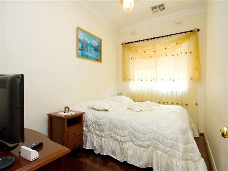 12 Marlborough Avenue, Woodville Park SA 5011