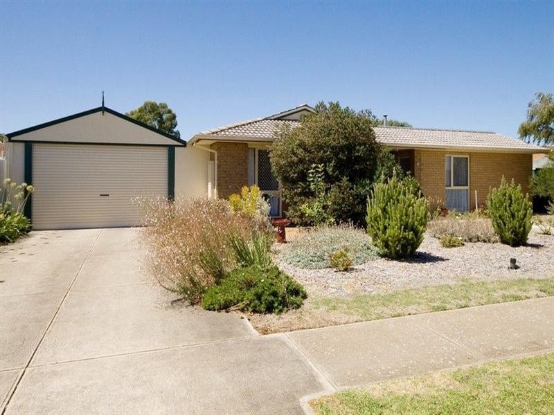 9 Lines Street, Grange SA 5022