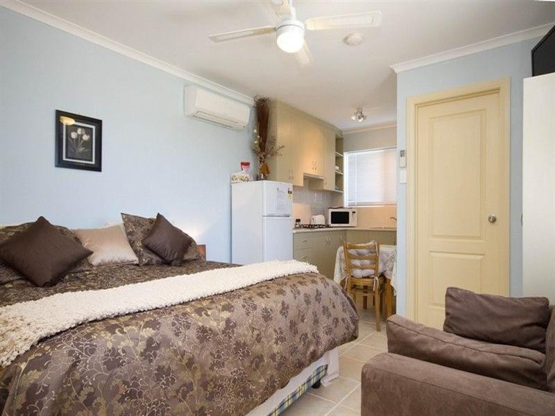 9 Lines Street, Grange SA 5022