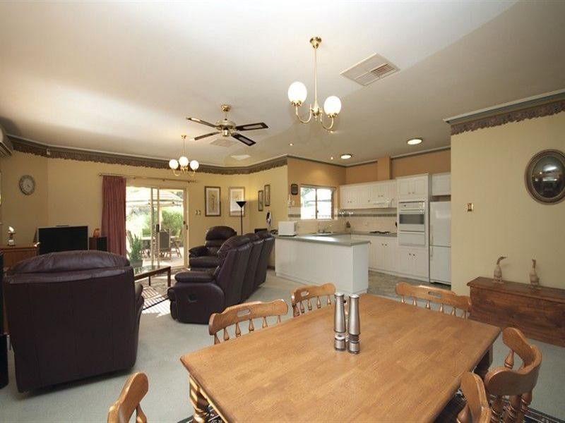 36 Burley Griffin Boulevard, Brompton SA 5007