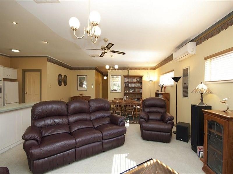 36 Burley Griffin Boulevard, Brompton SA 5007