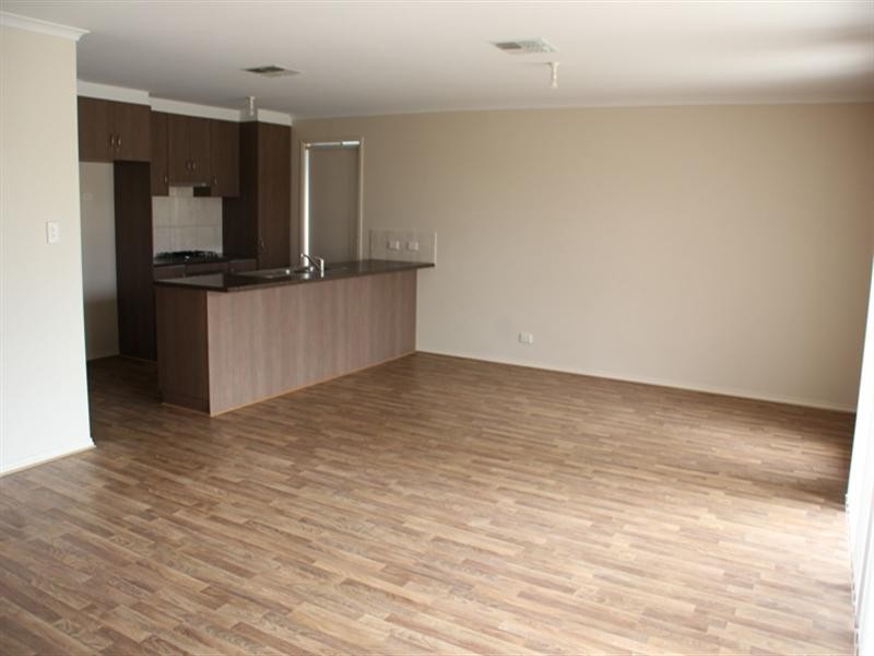 10 Bryant Street, Mansfield Park SA 5012