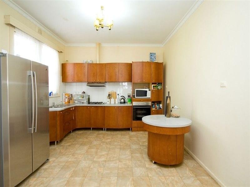 2 Bond Street, West Hindmarsh SA 5007