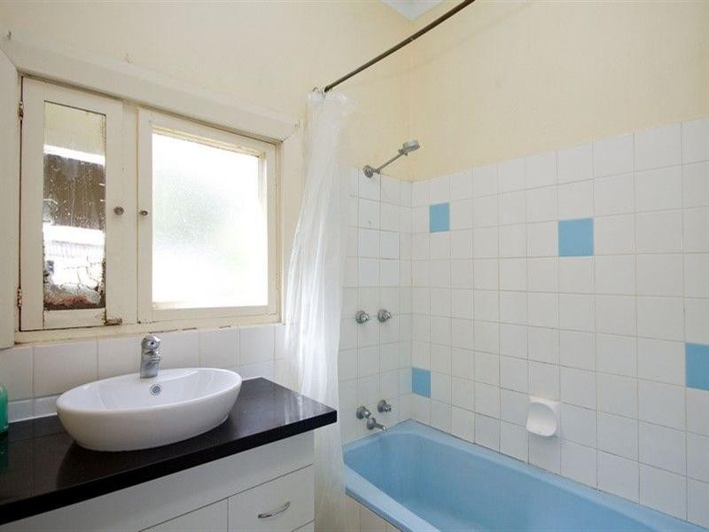 2 Bond Street, West Hindmarsh SA 5007