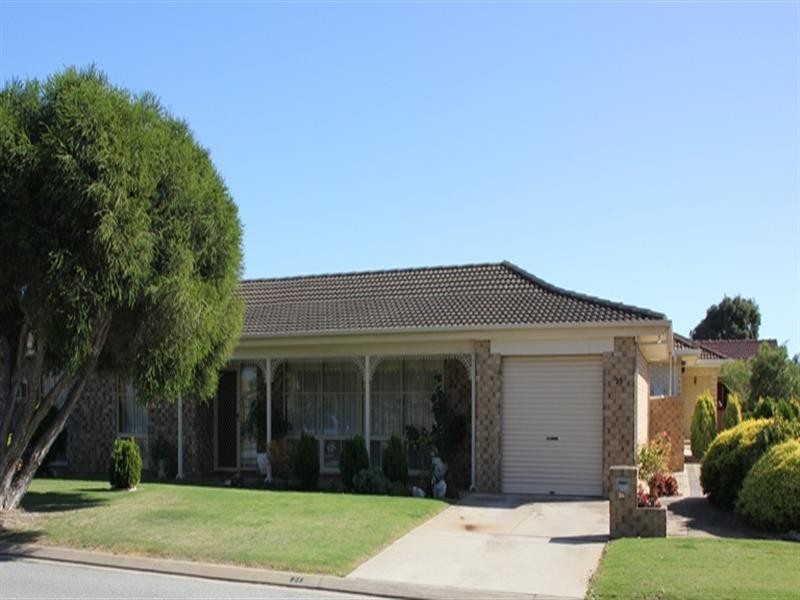 25 Newcombe Avenue, West Lakes Shore SA 5020