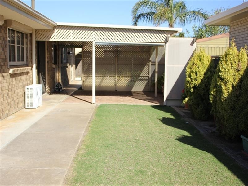 25 Newcombe Avenue, West Lakes Shore SA 5020